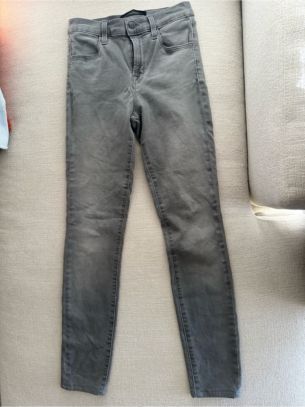 J Brand Women's Skinny Jeans in Faded Gray